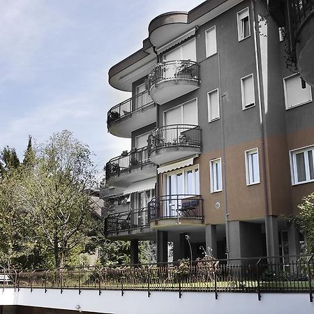 Appartamento La Vista By Holiday Solutions 코모 외부 사진